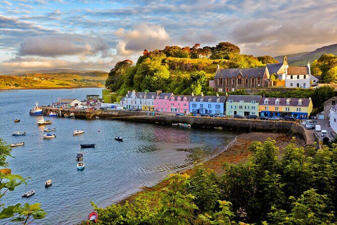 1 Day Isle of Skye and Scottish Highlands Tour - Skye Bridge at Kyle of Lochalsh: A Quick Stop With Big Payoff