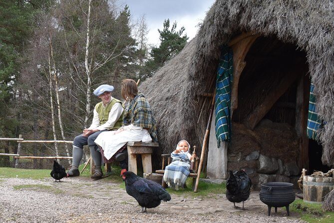 2-Day Outlander Experience Small Group Tour from Edinburgh - Day 1: Midhope to Leoch—Where the Show’s Real-Place Details Pop
