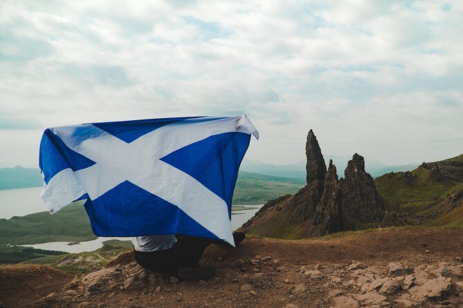 3-Day Budget Backpacker Isle of Skye and the Highlands Tour from Edinburgh - Day 1: From Callander to Glencoe, Fort William, and Your Arrival in Portree