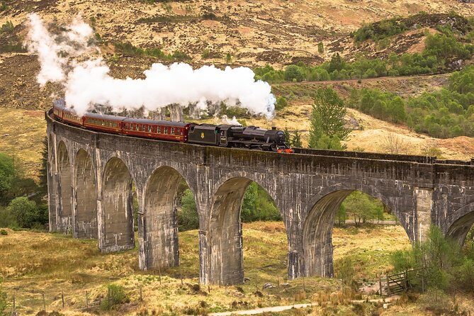 3-Day Isle of Skye, 'Hogwarts Express' Train and Highlands Tour - Fort William to Mallaig on the Jacobite steam train: the Hogwarts moment