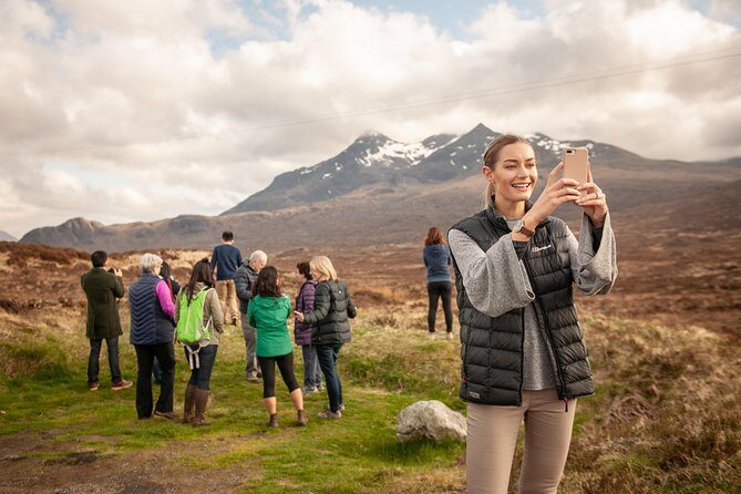 4-Day Isle of Skye and Highlands Small-Group Tour from Edinburgh - The Mercedes Mini-Coach Experience: Small Group Comfort, No Bathroom On Board