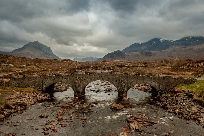 4-Day Isle of Skye and Highlands Small-Group Tour from Edinburgh - Where You Sleep: Fort William Plus Kyle of Lochalsh or Skye South (Season Matters)