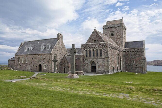 4-Day Magical Mull, Iona & West Highlands Small-Group Tour from Edinburgh - The Mini-Coach, Ferries, and Timing: What You’ll Really Notice