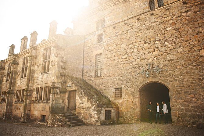 4-Day Scottish Castles Experience Small-Group Tour from Edinburgh - Day 2: Castle Fraser’s Secrets and Crathes Castle’s Painted Interiors