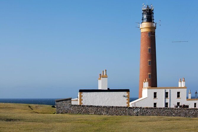 5-Day Hebrides and Highlands Tour from Edinburgh - Day 1 along Loch Lomond and Glencoe, then Loch Ness for the night