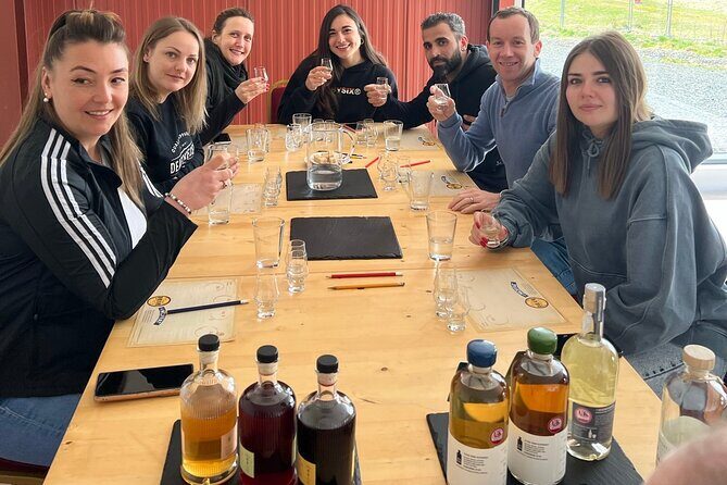 5 Days English Speaking Course Around Edinburgh - Day 3 in Edinburgh: castles, hidden streets, and cafes