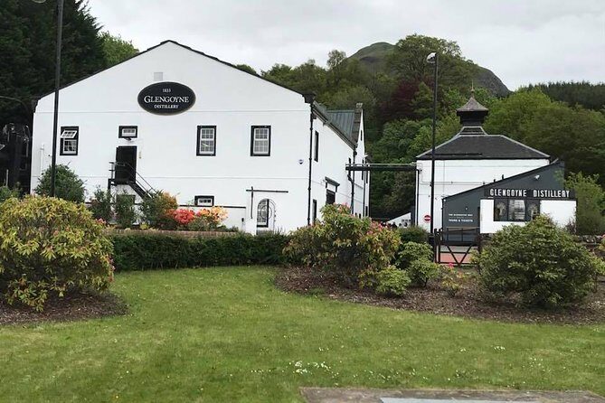 A taste of Scotland Full-Day Private Tour - Private Chauffeur Day Trip From Edinburgh: Less Waiting, More Looking