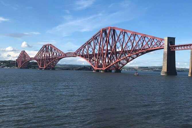 A taste of Scotland Full-Day Private Tour - The Kelpies and The Helix: Modern Scotland That Breaks Up the Castles