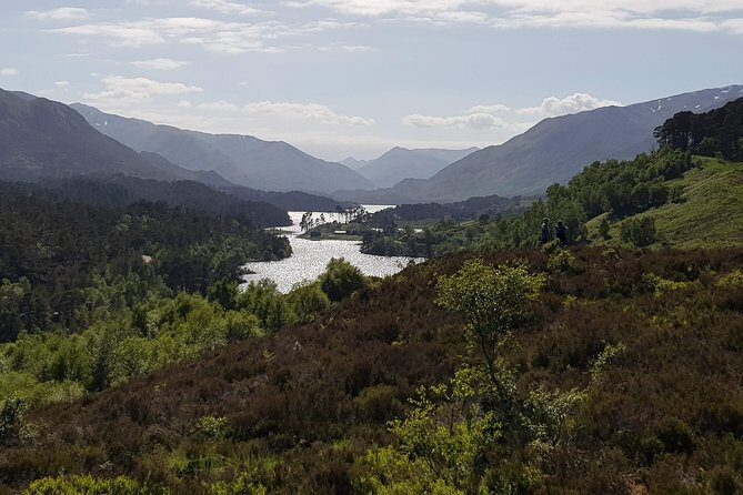 Alternative Loch Ness Tour by Secret Highlands - Stop 1: Loch Ness viewpoints and Urquhart Castle ruins (10–15 minutes)