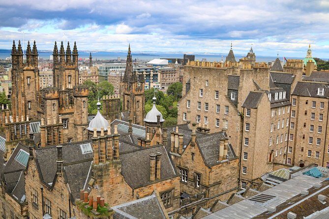 Arrival Transfer: Airport EDI to Edinburgh by Luxury Van - What the Whole Experience Feels Like, From Pickup to Drop-Off