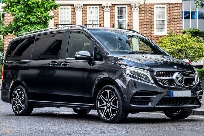 Arrival Transfer Edinburgh Airport EDI to Edinburgh by Minivan - Key details at a glance