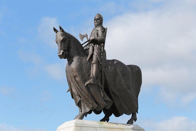 Bannockburn & Stirling Castle Private Tour from Greater Glasgow - Bannockburn Visitor Centre: Robert the Bruce and a 3D battle that makes 1314 click