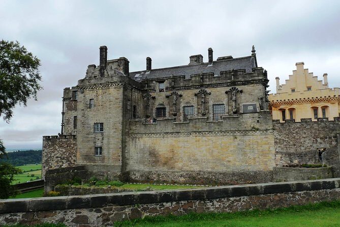 Bannockburn & Stirling Castle Private Tour from Greater Glasgow - Stirling Castle in about two hours: what you’ll see and what to watch for