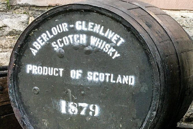 Best Scottish Whisky Distilleries Private Tasting Trip plus optional Castle Tour - Mash Tun Hotel: lunch break and a whisky bar with 250 bottles on sale