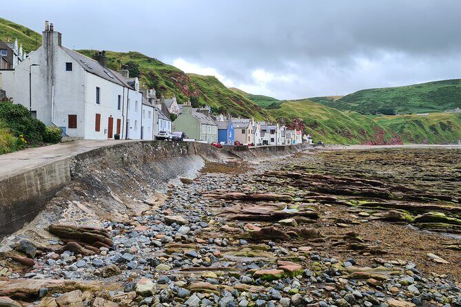 Coastal Villages of Aberdeenshire - Bullers of Buchan: The Collapsed Sea Cave and Seabird Watching