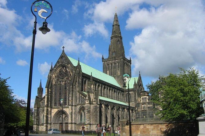 Discover Glasgow. Full day private tour in people carrier. - Stop-by-stop: how the day unfolds from Cathedral to Kibble Palace
