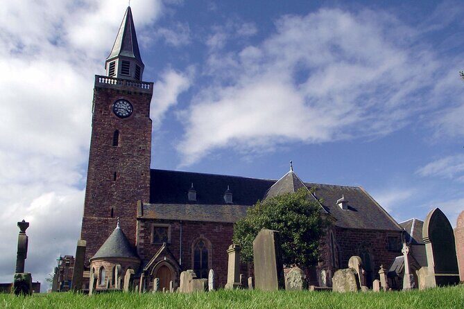 Discovering Inverness: A Self-Guided Audio Tour of the Capital of the Highlands - Old High Church and Leakey’s Bookshop: the stops that slow you down