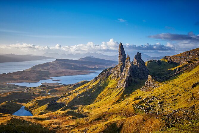 Edinburgh: 3-Day Wild Skye & Loch Ness Hunter Tour with Hostel - Day 1 from Edinburgh to Dunkeld, Culloden, and Loch Ness