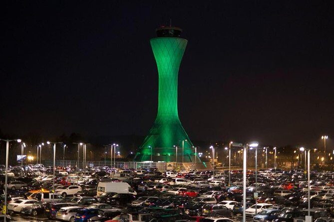 Edinburgh Airport to Edinburgh City one way Private Transfer - Price and Value: When This Makes Sense for Up to 8