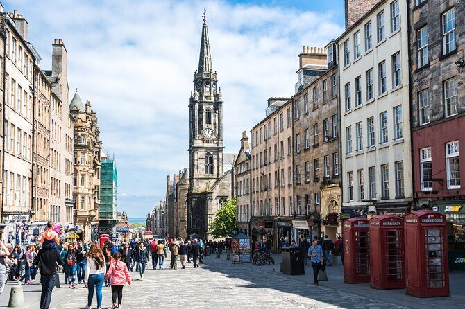 Edinburgh Castle & Old Town Small Group Guided Tour - Why this Edinburgh route is worth it in 3 hours