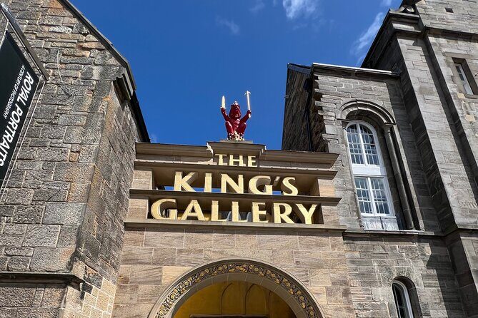 Edinburgh City 4 Hour Private Guided Taxi Tour - What you actually get: vehicle comfort, pickup, and a guide who times things well