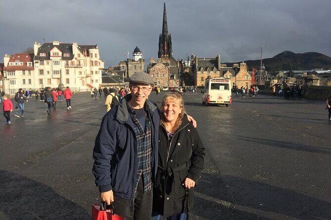 Edinburgh Custom Private Tour with a Local, see the city unscripted - The opening stretch: stories that set the tone (and optional surprises)