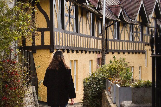 Edinburgh: Dean Village & New Town Walking Tour - Charlotte Square and the New Town UNESCO lesson: Athens of the North