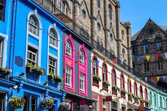 Edinburgh Half Day Guided Private Tour in a Premium Minivan - Castle Hill without going inside: good for orientation, not for entry lovers