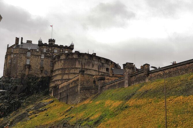 Edinburgh Harry Potter Self-Guided Private Tour - The Hogwarts-to-Old-Town link near Edinburgh Castle
