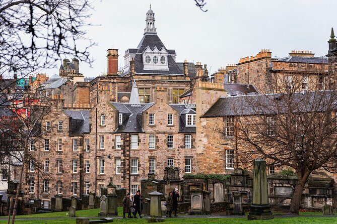 Edinburgh Historical Tour in Spanish - Key Highlights You’ll Actually Feel