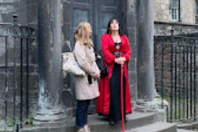 Edinburgh Historical Tour in Spanish - A 90-Minute Spanish Walk Through Old Edinburgh’s Dark Side