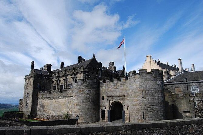 Edinburgh: Loch Lomond, Stirling Castle and the Kelpies Day Tour - Stirling Castle: the big-ticket moment you’ll want to plan for