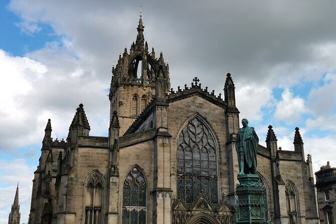 Edinburgh Old Town Private Self-Guided Tour - St Giles’ Cathedral area: myth vs reality and the Scottish Enlightenment thinker