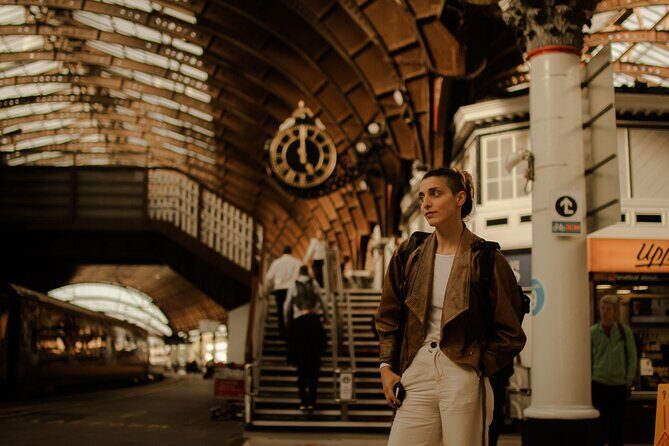 Edinburgh Photo Shoot - capture your memories ! - Posing help that works when you hate being photographed