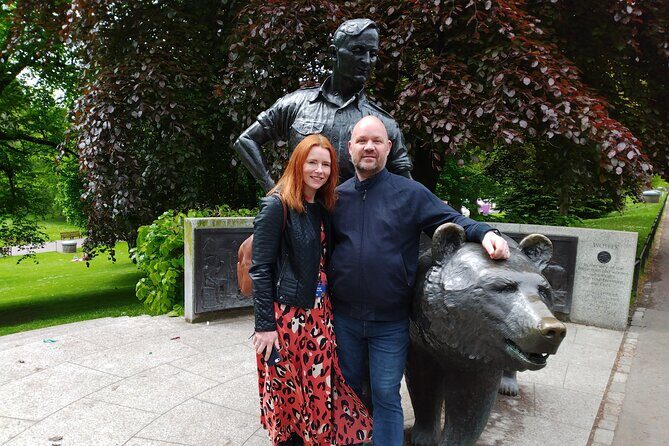 Edinburgh: The People's Story - Private Walking Tour - Stop 1: Edinburgh Old Town and the stories behind the walls