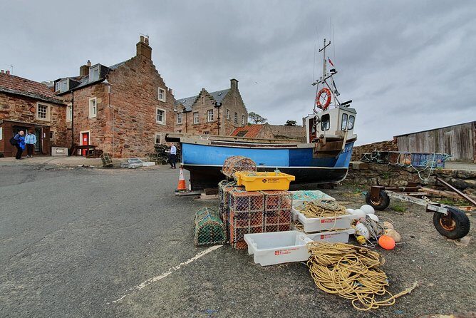 Edinburgh to St Andrews private driving tour - University of St Andrews: Walk the Grounds Like It’s a Story