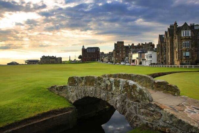 Executive transfer from Edinburgh to St Andrews. - Pickup in Edinburgh: choose your spot and keep it simple