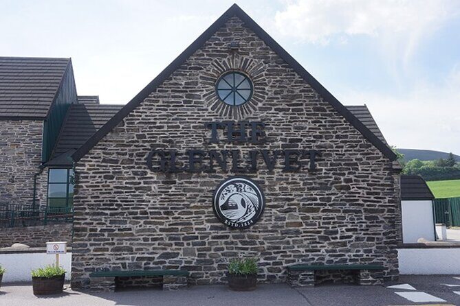 Executive Travel & Guided Tours through the Highlands of Scotland - A private Highlands route that starts and ends in Inverness