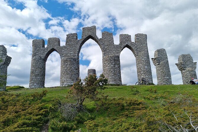 Executive Travel & Guided Tours through the Highlands of Scotland - Price and what you actually get for $857.32 per group