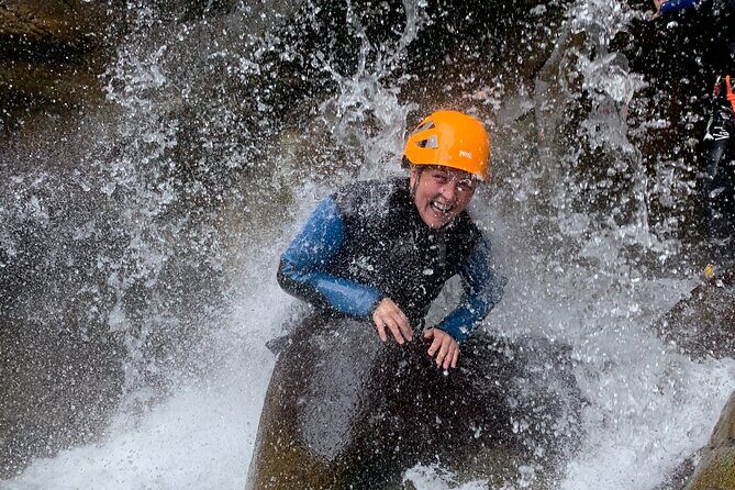 Family Gorge Walking - The Instructor Touch: How Rory and Amelia Set the Tone
