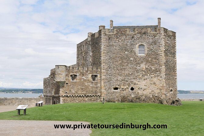 Five Outlander locations , Outlander film locations tour - Stop 4: Blackness Castle (Fort William)