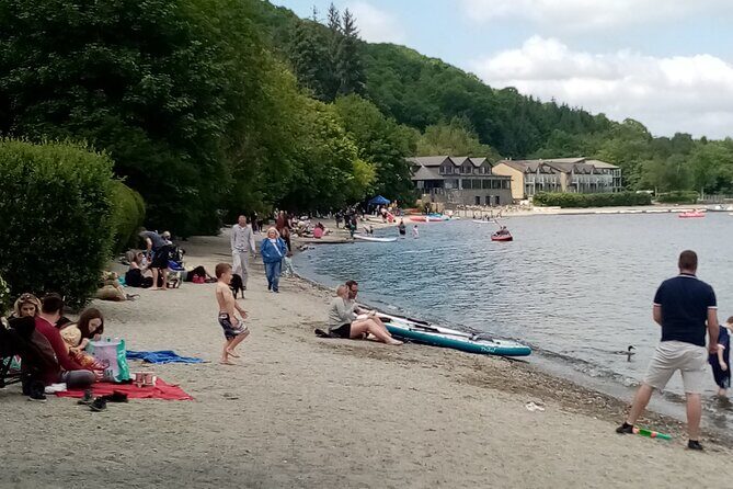 Full-Day Tour Loch Lomond, Stirling Castle and The Trossachs - Luss and the Loch: the village stop that turns the day gentle