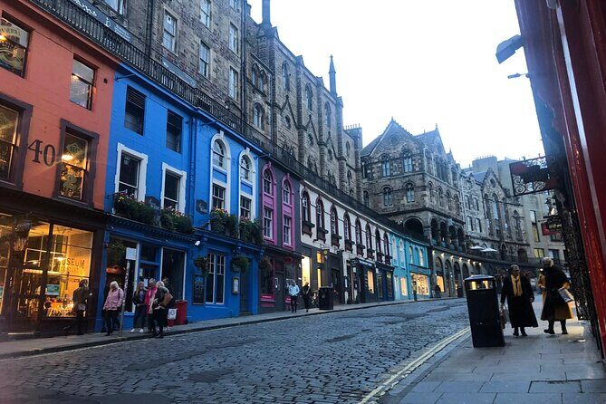 Ghosts of Edinburgh: Bloody Past Exploration Game and Tour - Key highlights that make this game tour work