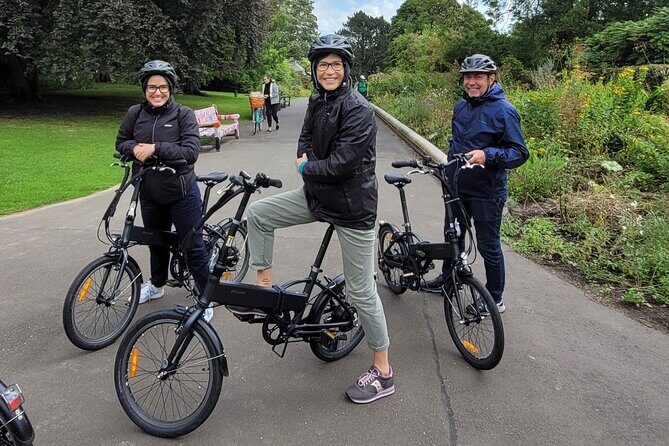 Glasgow EBike and Whisky Distillery Tour! - Stop 4: University of Glasgow and that Hogwarts moment