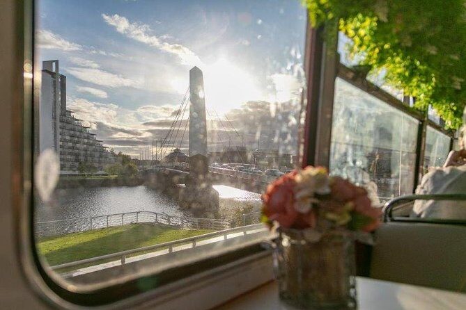 Glasgow Evening Dining Experiences - The meal setup: pizza, antipasti, and Prosecco