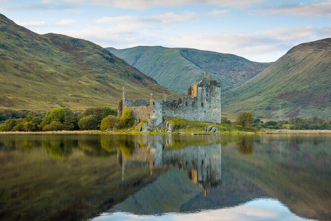 Glasgow; The Highlands & Loch Lomond Hour Private Tour - Luss on Loch Lomond: classic cottages and an easy pier-view start