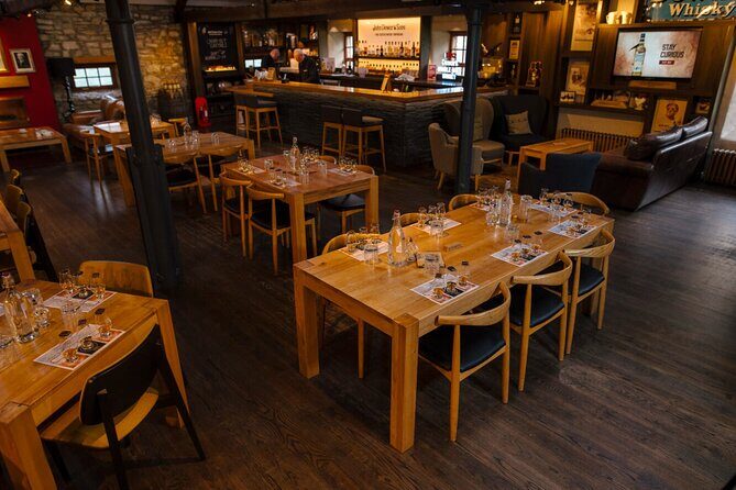 Guided Tour in Aberfeldy Distillery with Connoisseur Experience - Should you book? My take