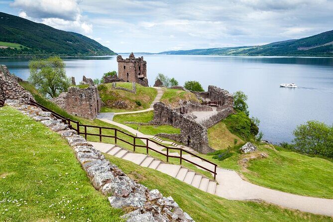 Highland Mystique and Hogwarts Private Journey from Inverness - Start at Urquhart Castle: ruins, time to wander, and Loch Ness views