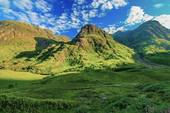 Highlands Cows Glencoe and Castles Private Tour from Glasgow - Comfort on the Road: Mercedes, Snacks, and a Driver Who Sets the Pace