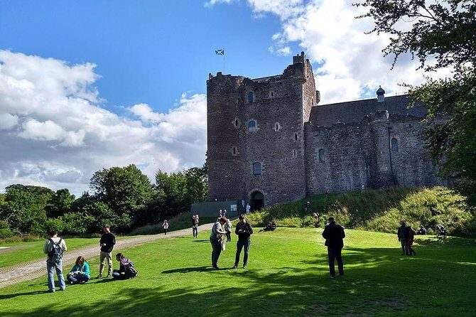Jamie Fraser Outlander tour to Lallybroch tours Edinburgh - Price and Value: What $605.56 Per Group Really Buys